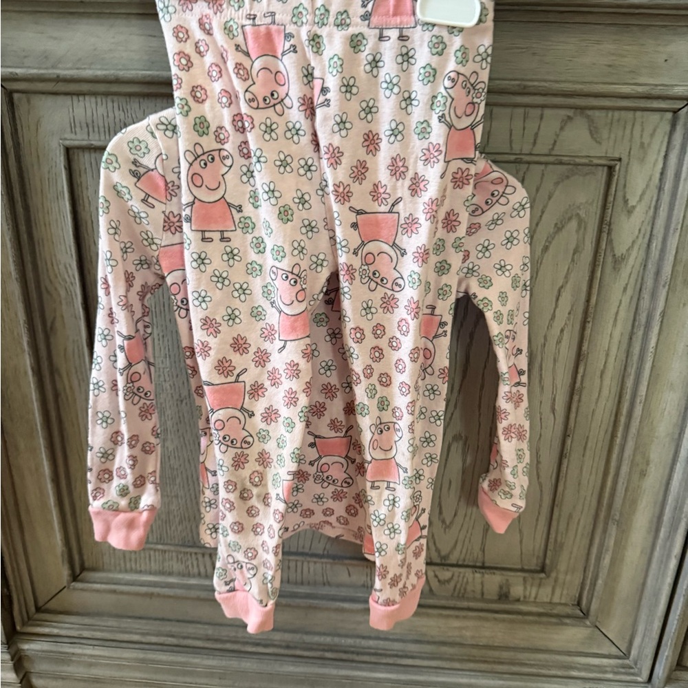 Pre-Owned Girls Pajamas Size 3T Peppa Pig Pink Kids Shirt - Picture 5 of 5